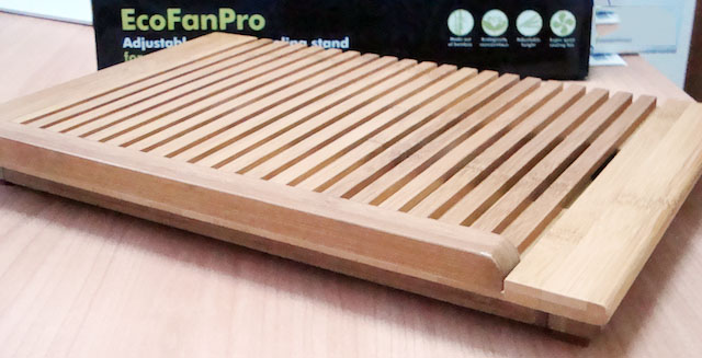 ecofanpro stand per MacBook Pro in Bamboo
