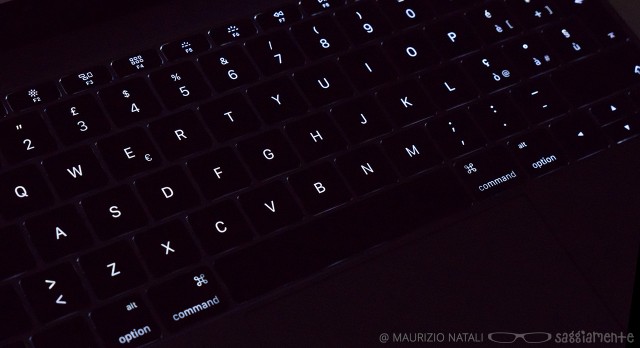 macbook-tastiera-led