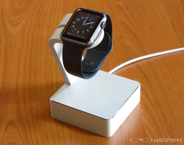 watch-charging-stand-watch